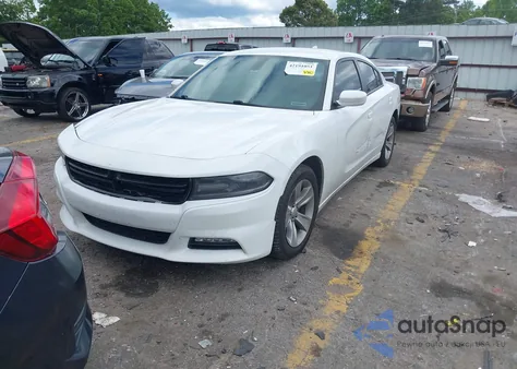2016 Dodge Charger Sxt z USA, uszkodzony, nr VIN 2C3CDXHG8GH332810